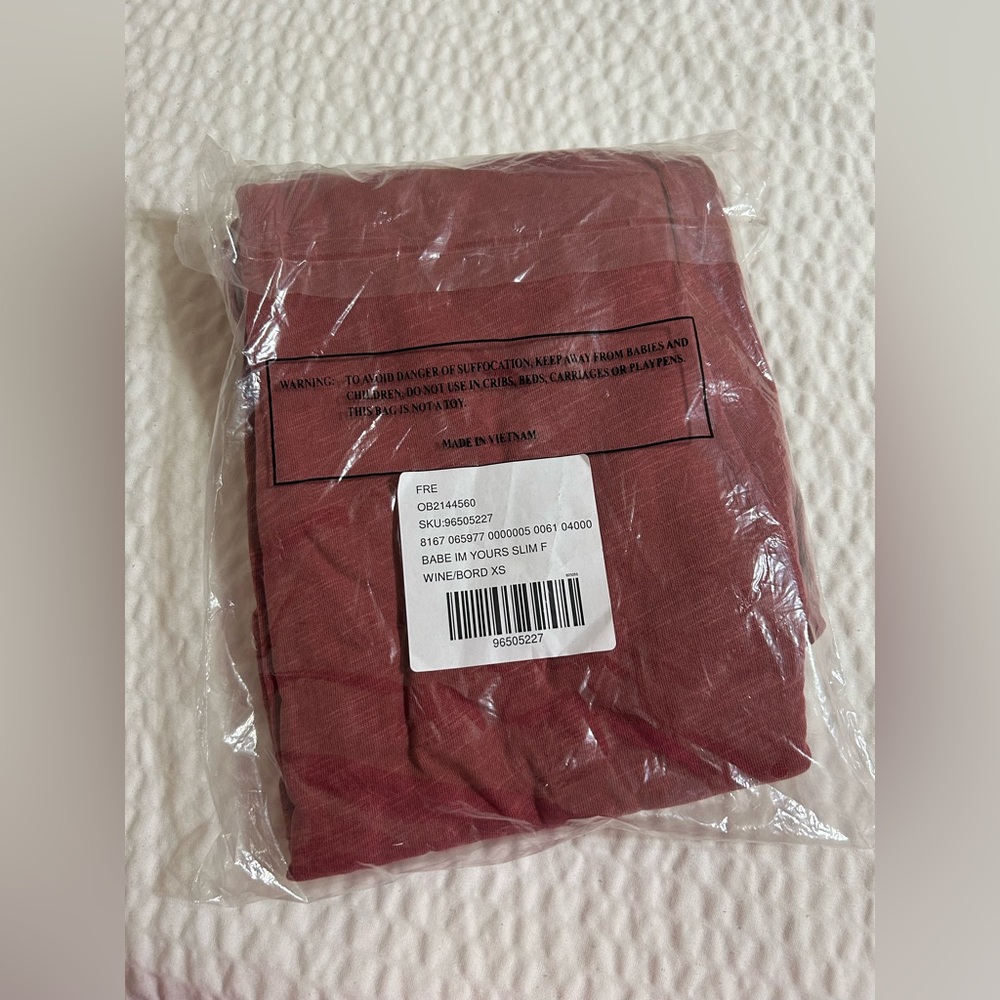 Free People Intimately Babe I'm Yours Slim Flares. Color Wine /Board - Picture 7 of 8